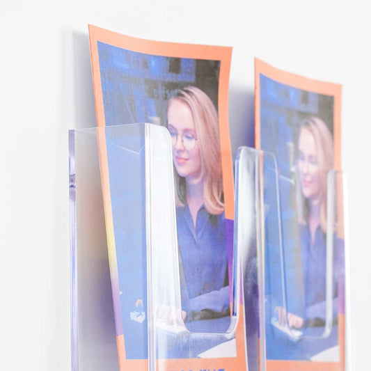 doble expositor de portafolletos en poliestireno transparente