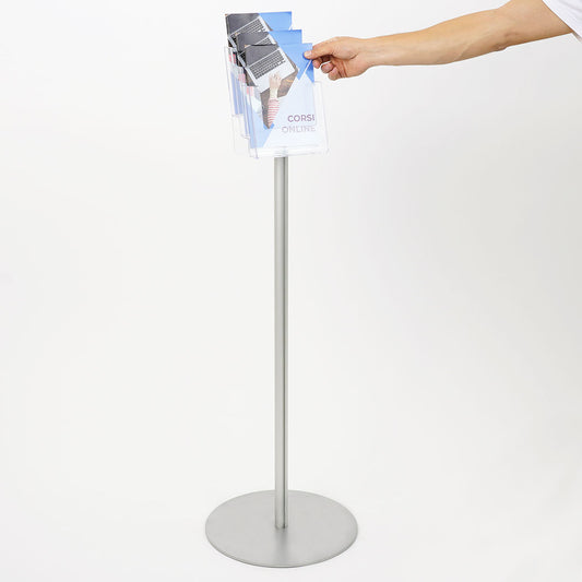 expositor de pie de metacrilato con mástil de metal