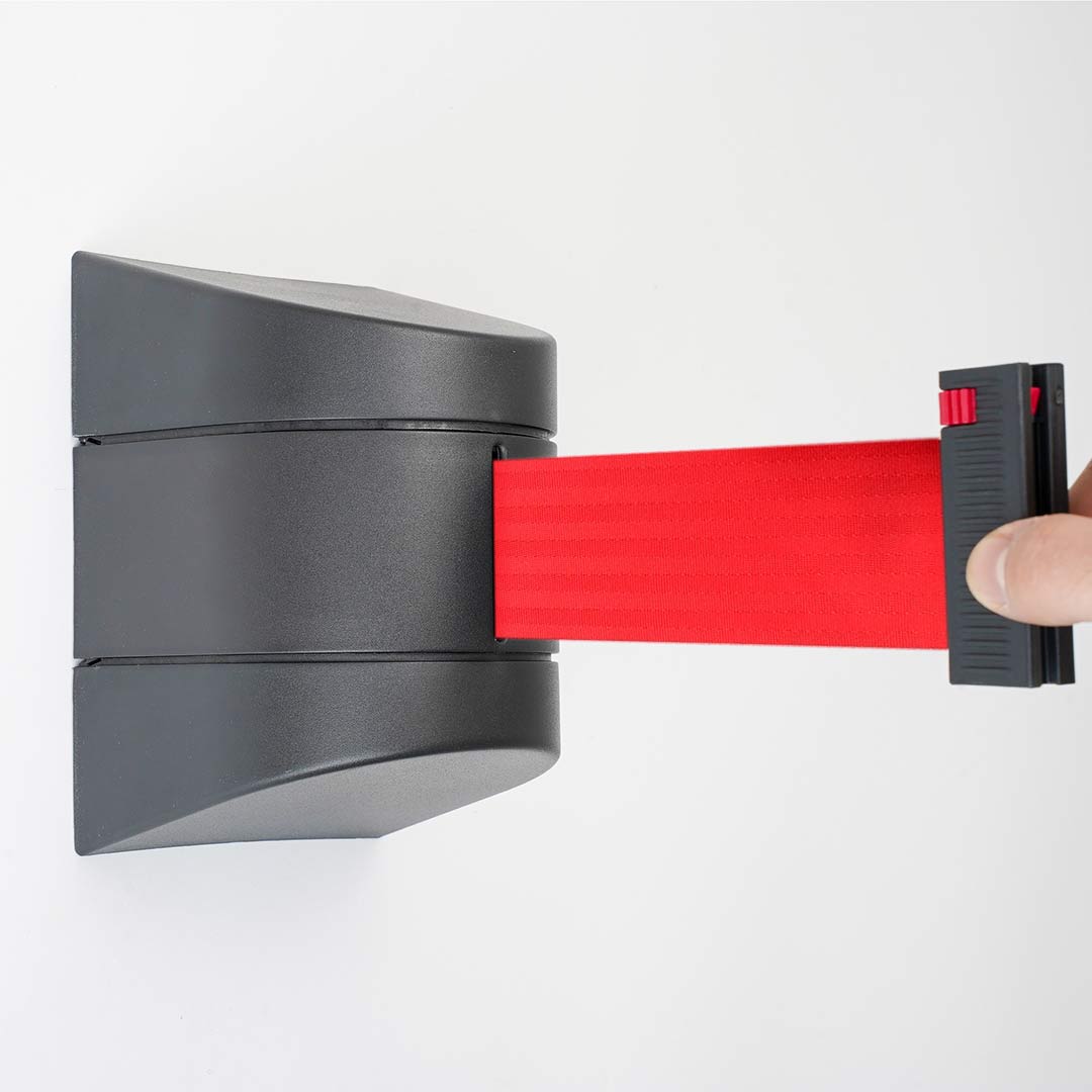 cinta recrátil roja para pared