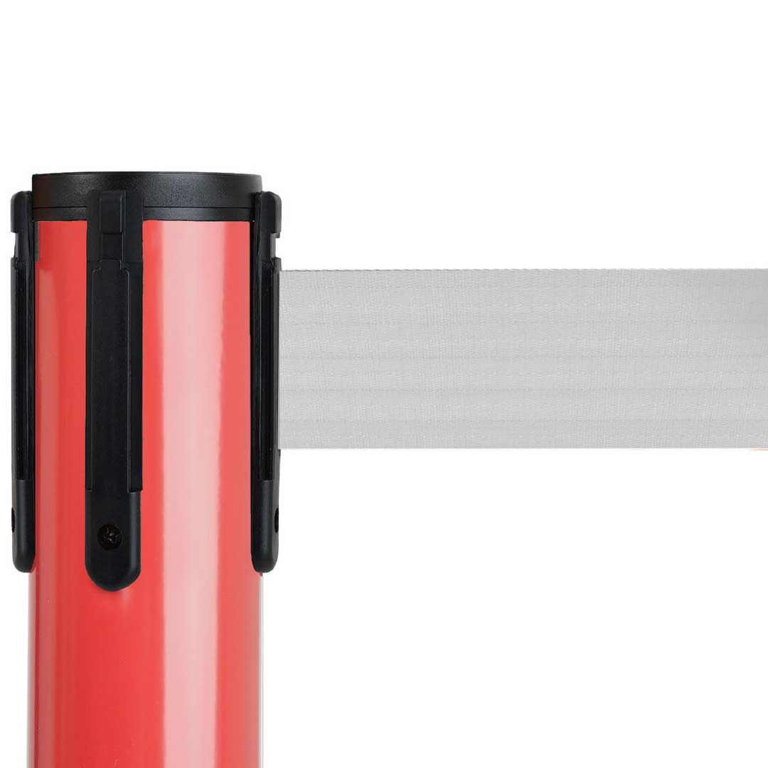 poste separador rojo con cinta gris
