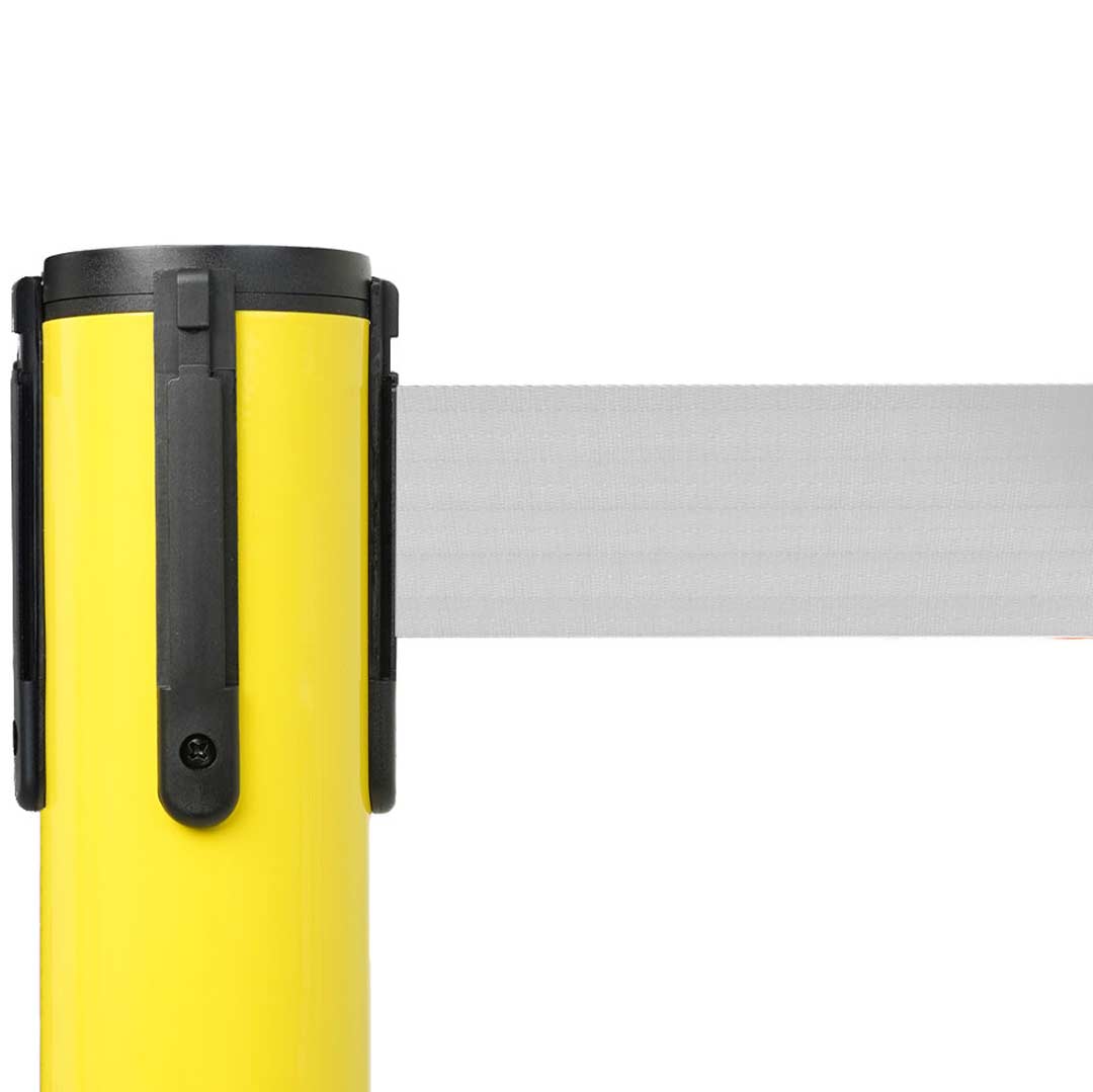 poste separador amarillo con cinta gris
