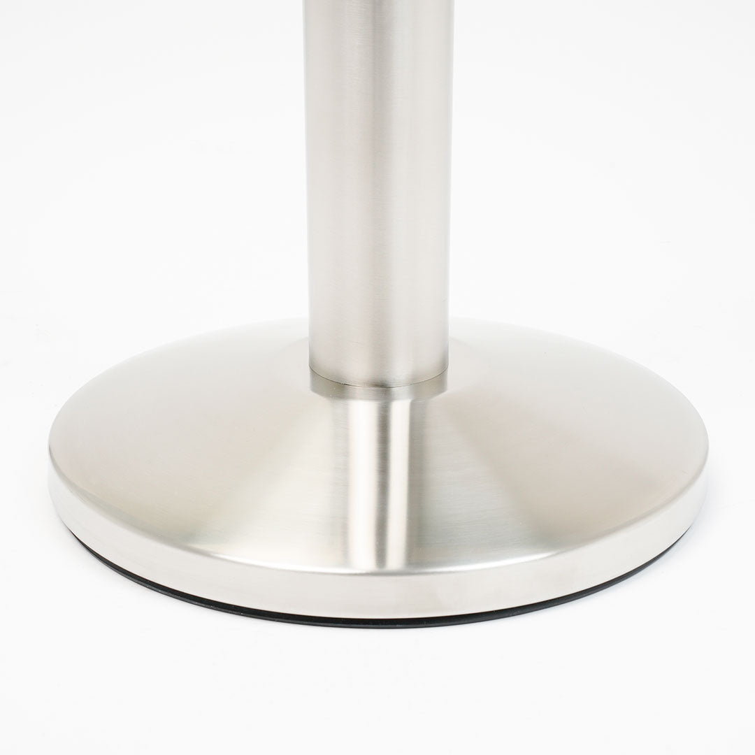 Poste separador con cinta retráctil 5 metros. Acero Cepillado.