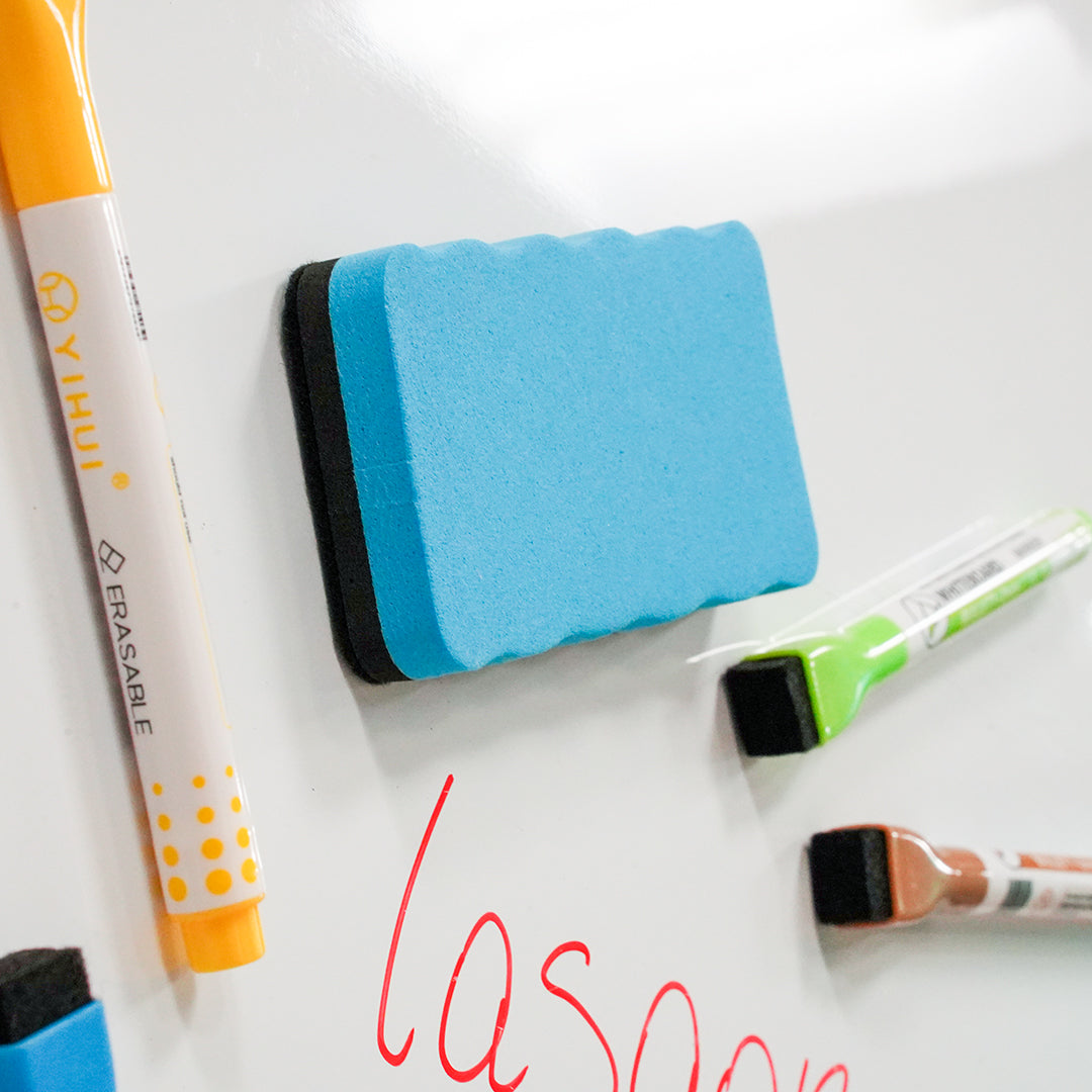 Borrador de pizarra blanca con superficie magnético 