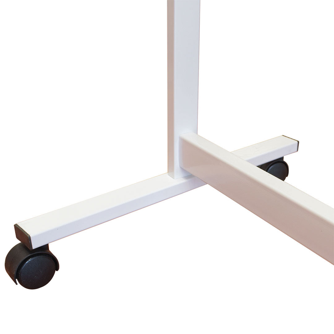 ruedas pizarra blanca de pie