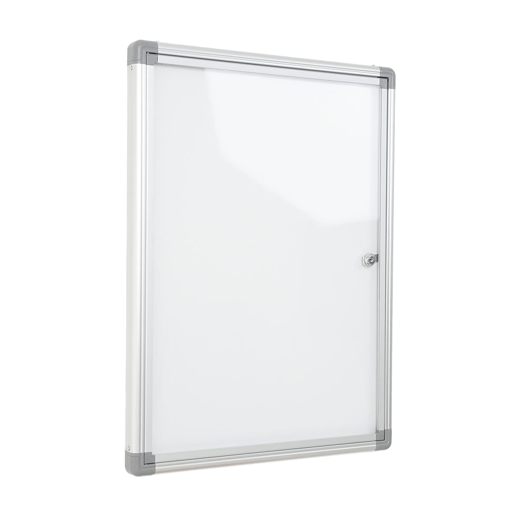 vitrina de anuncios para interiores