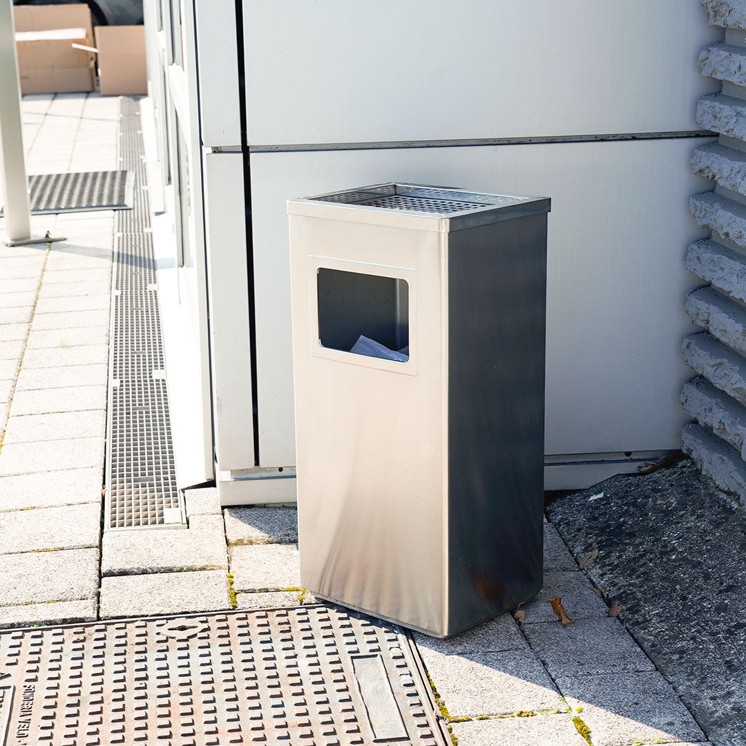 cenicero de pie con papelera