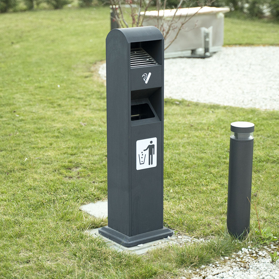 papelera con cenicero de pie