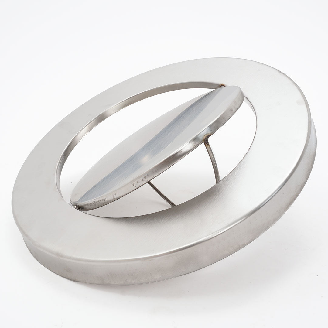 papelera metálica con tapa