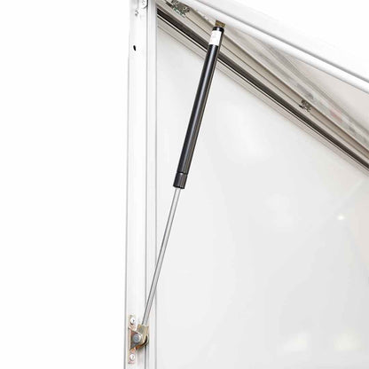 tablón de anuncios exterior