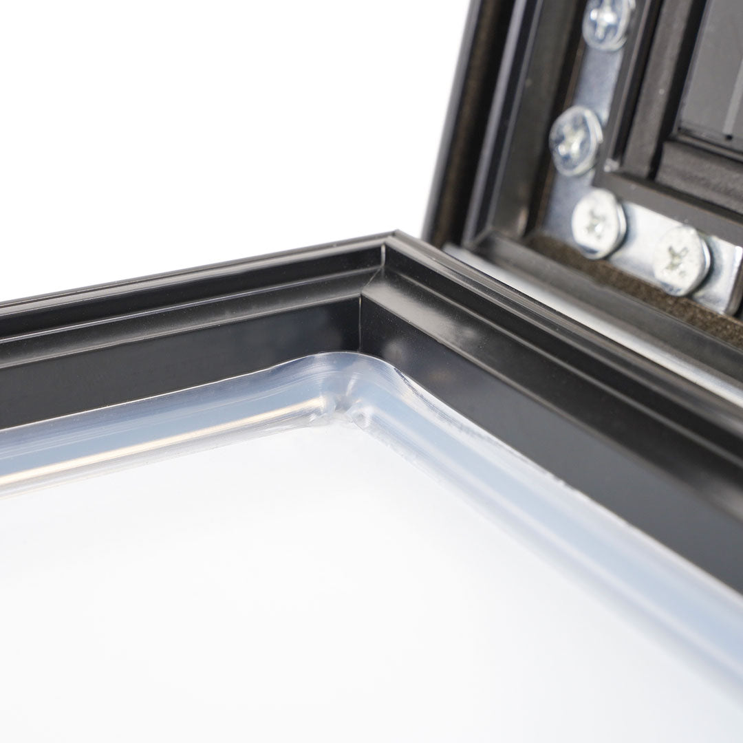 tablón de anuncios exterior