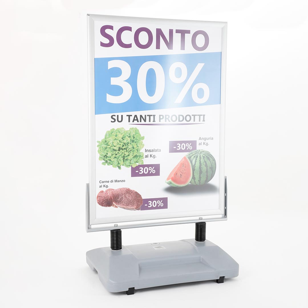 expositor publicitario exterior