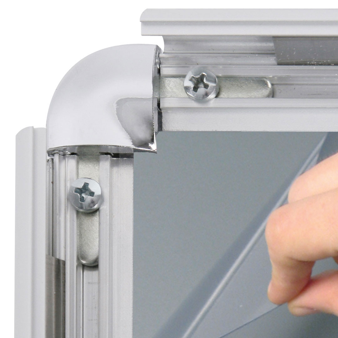 abertura marco de aluminio abatible