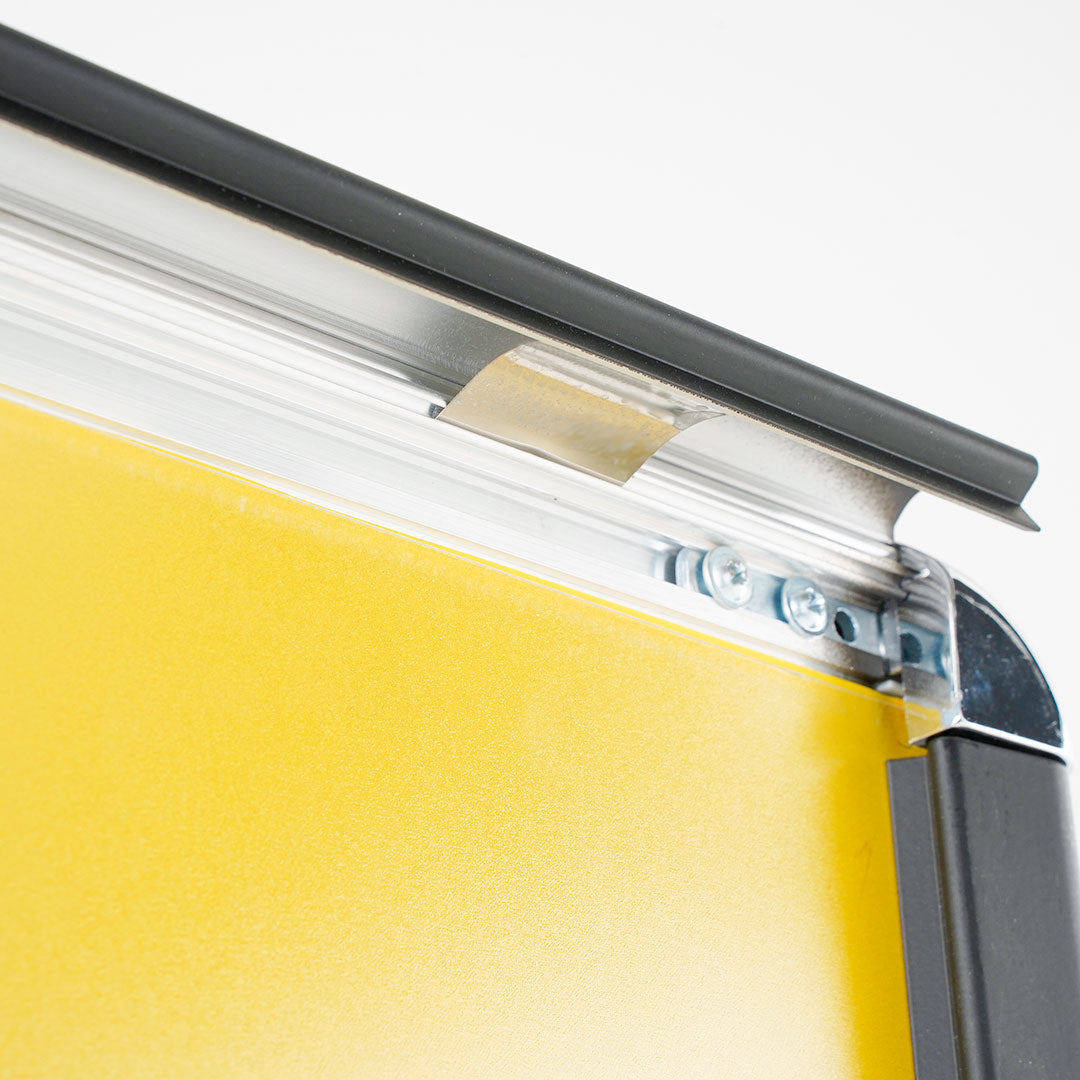 abertura marco abatible