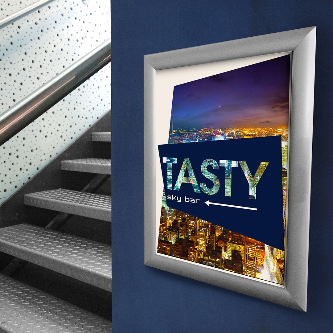 marco de aluminio de pared