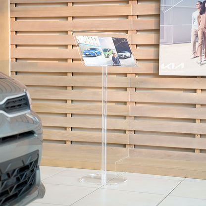 atril de metacrilato de pie para tiedas