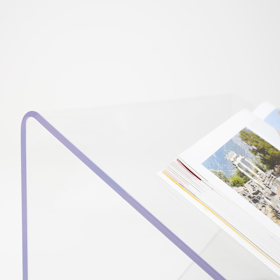 detalle atril expositor de mesa de metacrilato