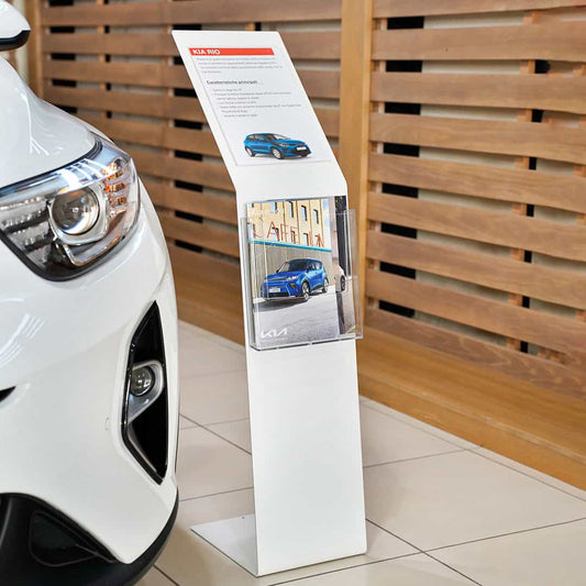 atril publicitario de metal 