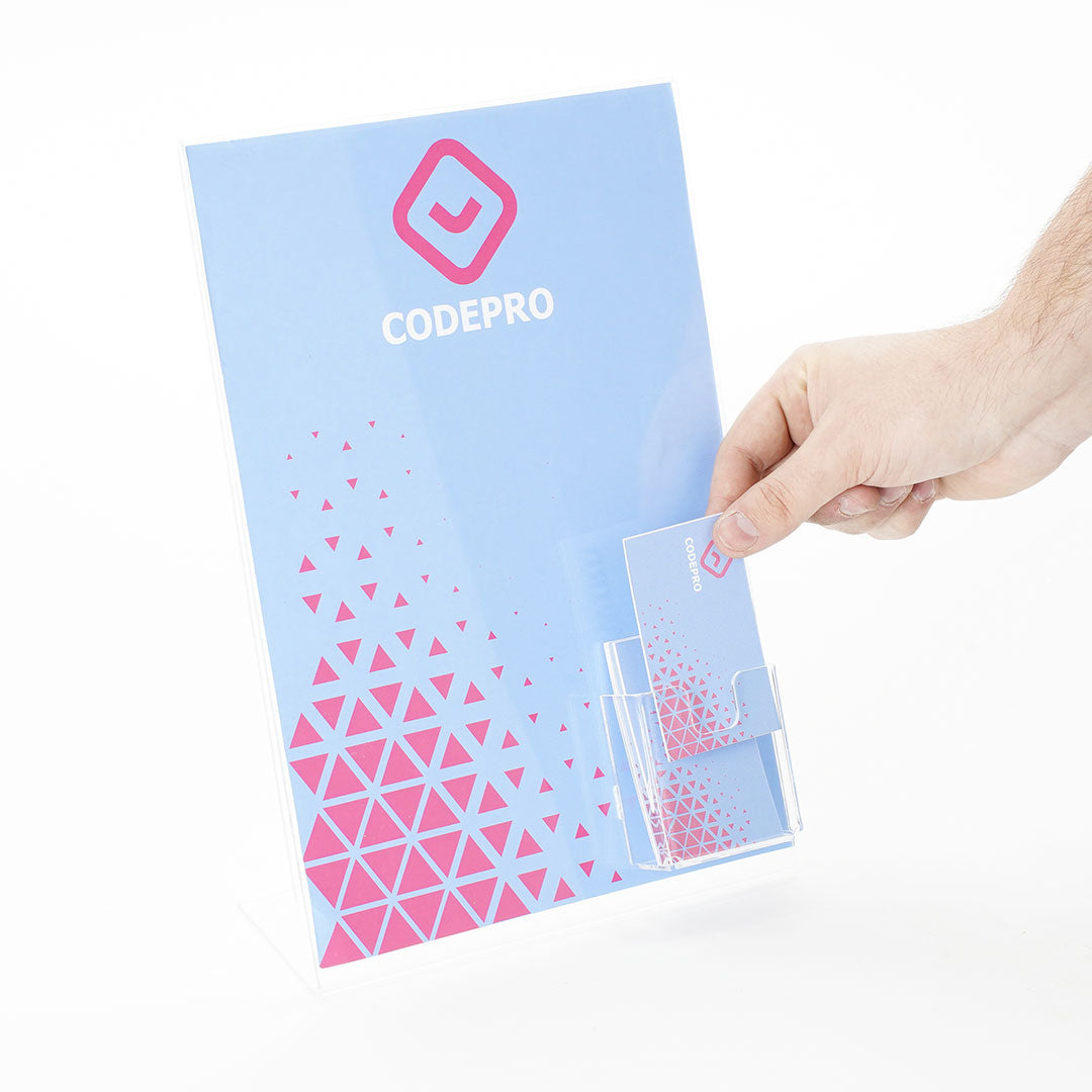 Expositor A4 de sobremesa con portatarjetas. 3 piezas