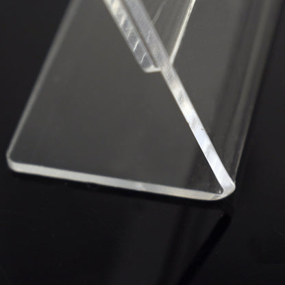 detalle porta nombre de metacrilato