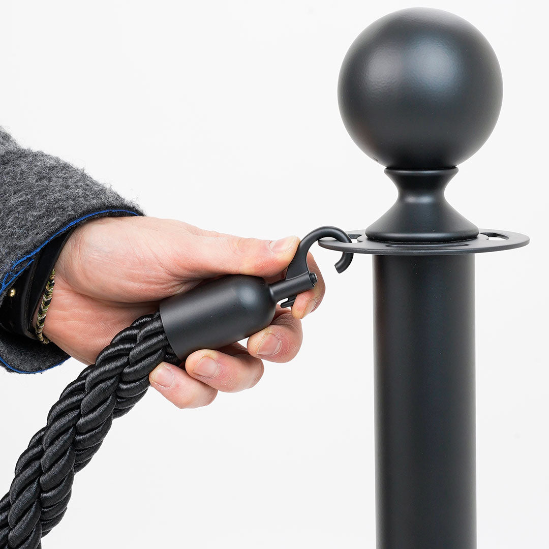 poste negro para cordón