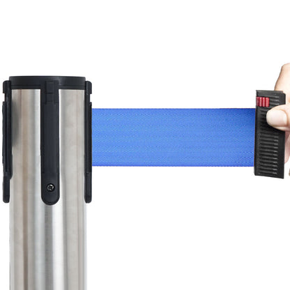 poste separador con cinta azul