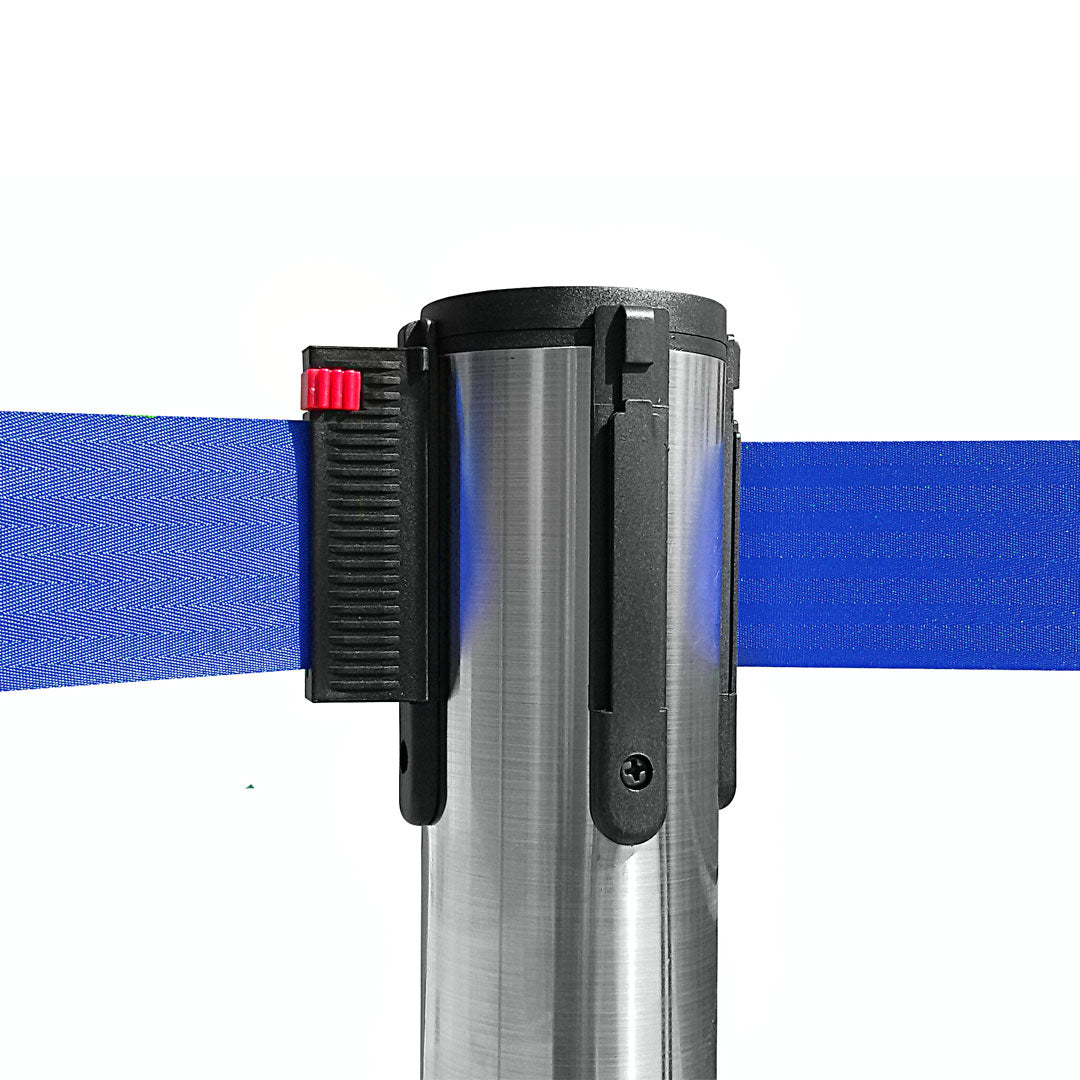 poste separador con cinta azul