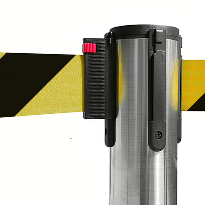 poste separador con cinta amarillo y negra