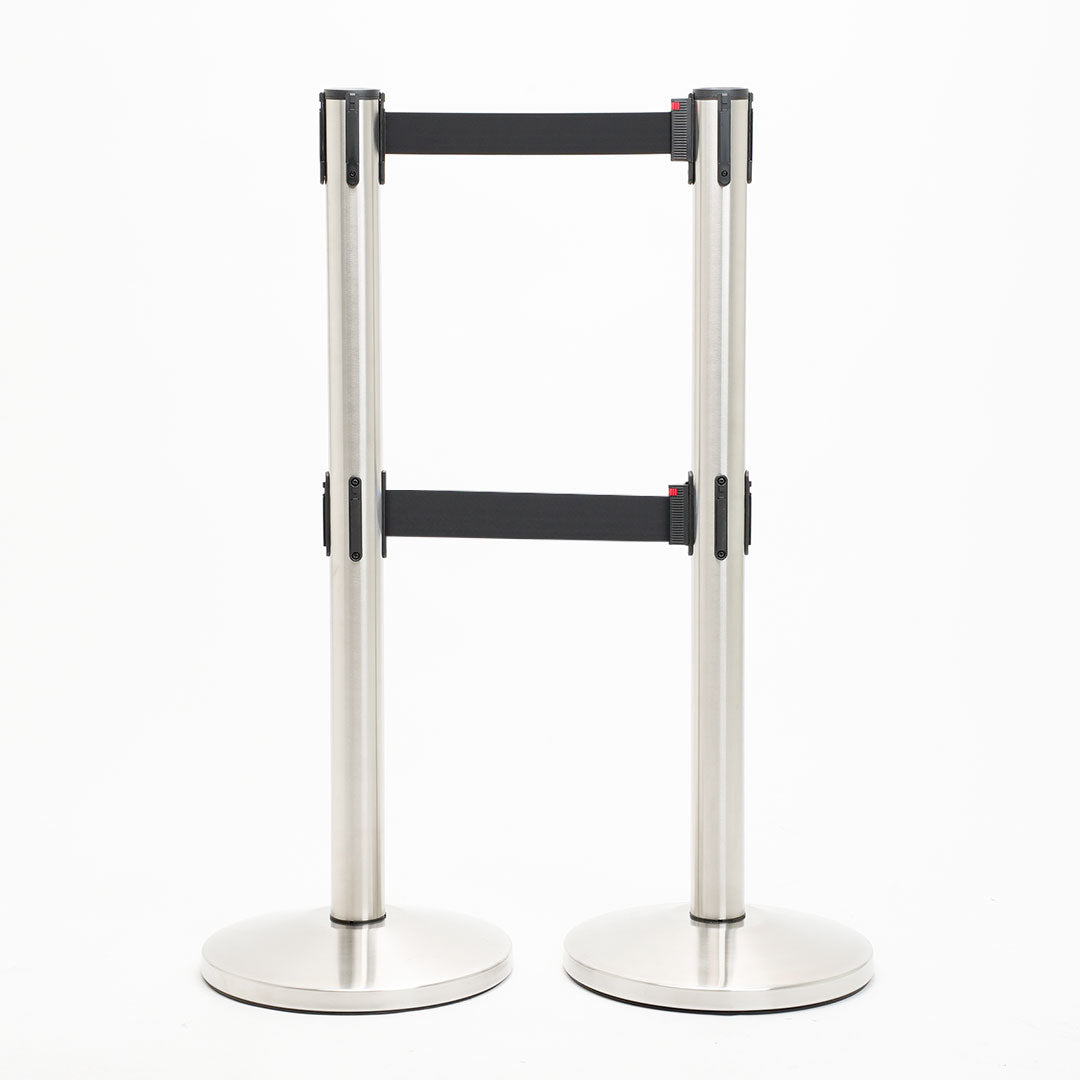 postes separador doble cinta negra y negra