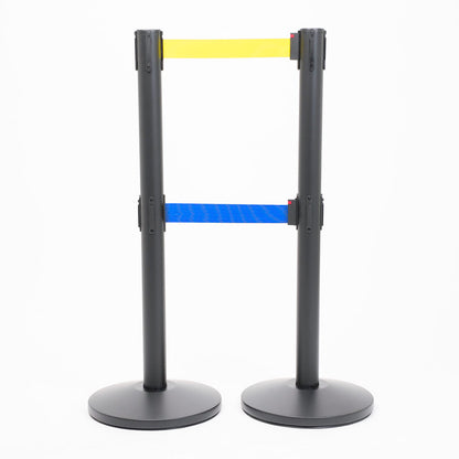 postes separadores con doble cinta amarillo y azul