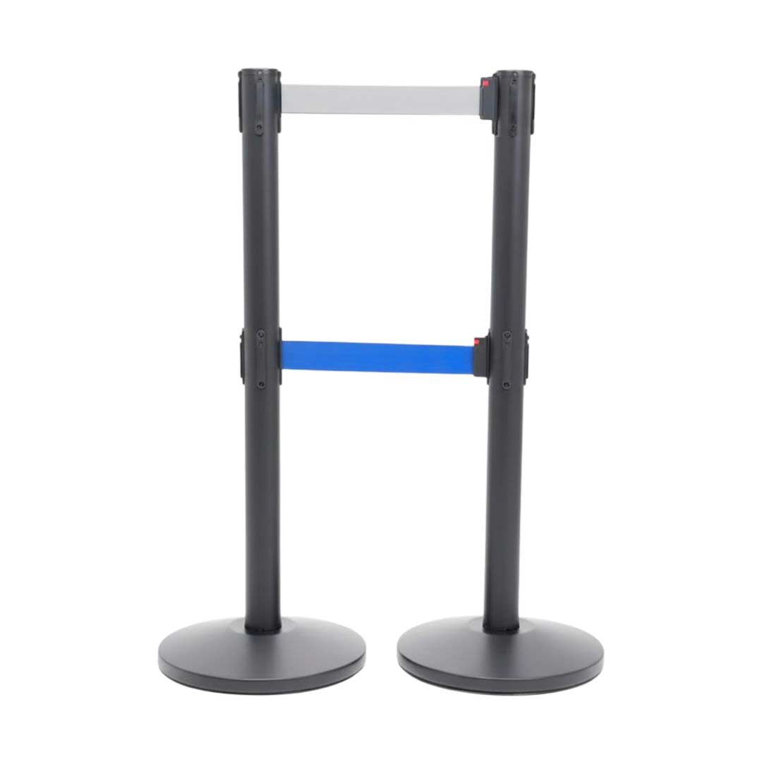 postes separadores con doble cinta gris y azul
