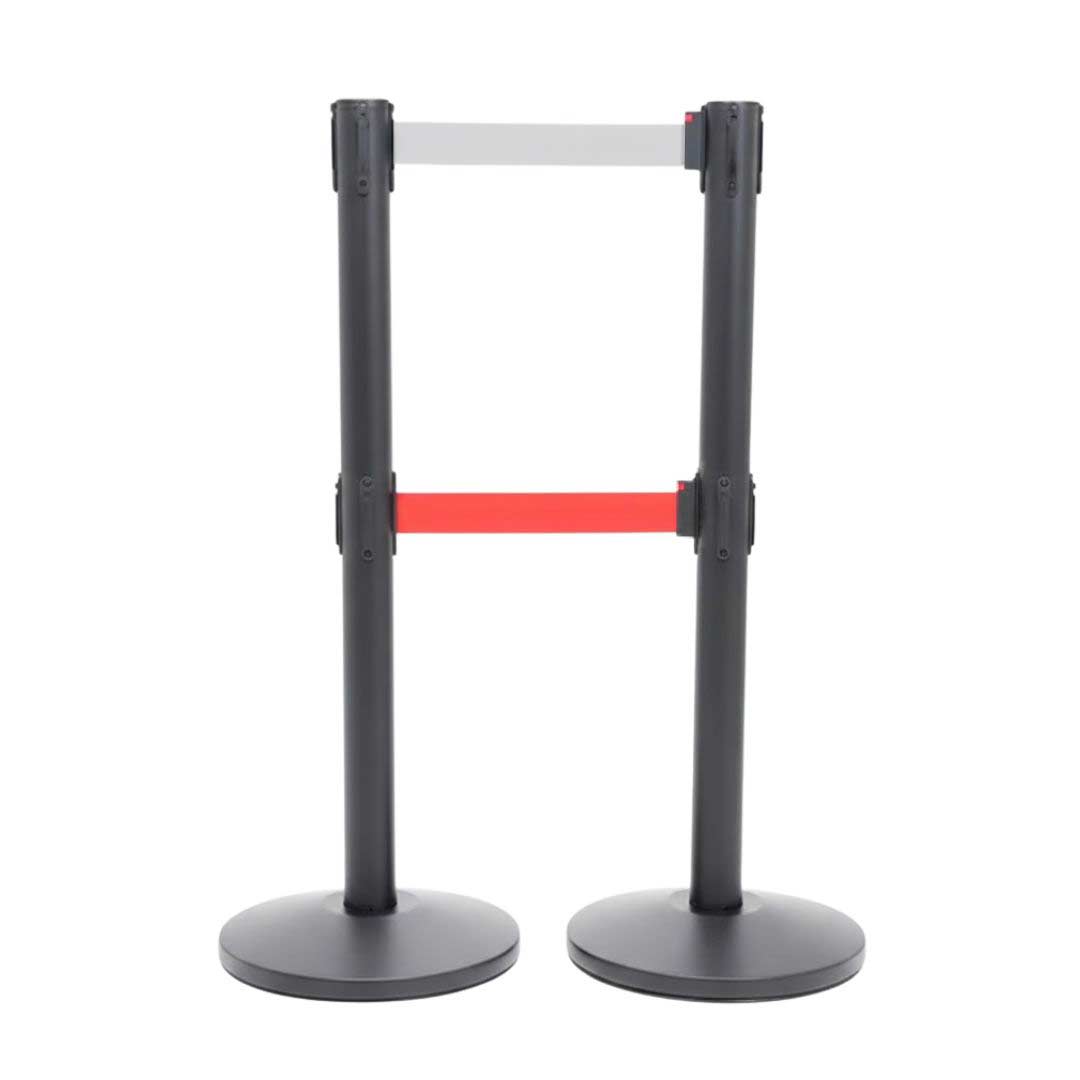 postes separadores con doble cinta gris y roja