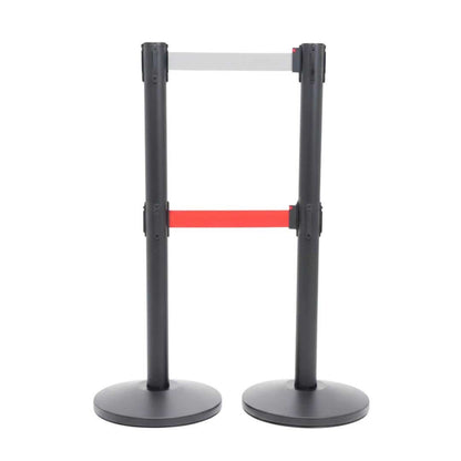postes separadores con doble cinta gris y roja