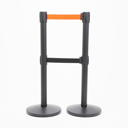 postes separadores con doble cinta naranja y negra