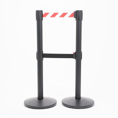 postes separadores con doble cinta blanca-roja y negra