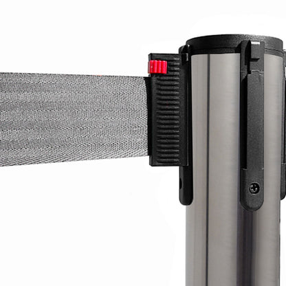 poste separador con cinta gris