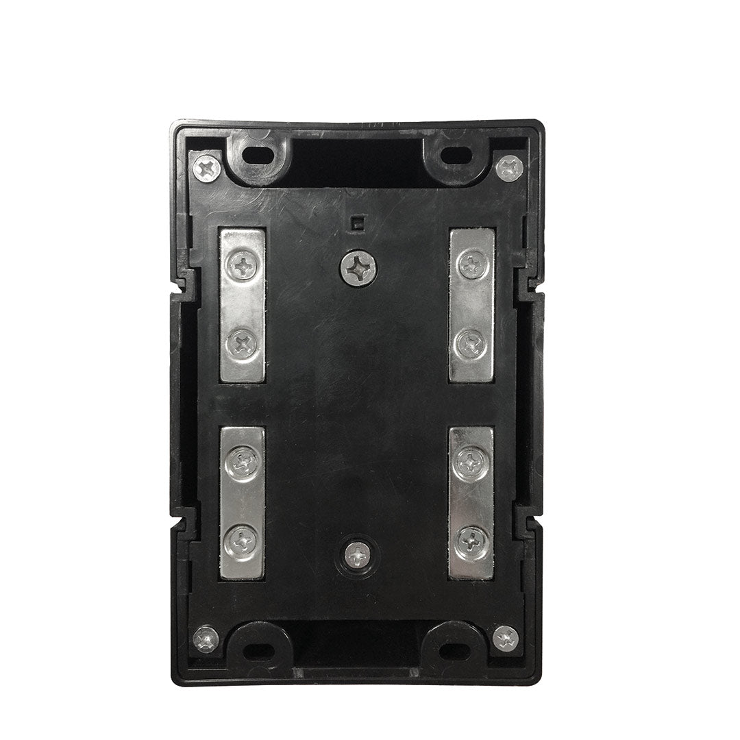 Cinta retráctil de pared. Anclaje magnético. Cinta negra.