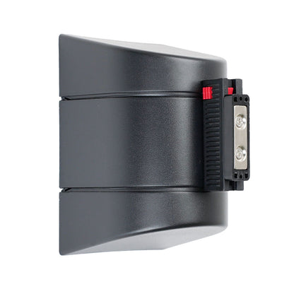 Cinta retráctil de pared. Anclaje magnético. Cinta negra.