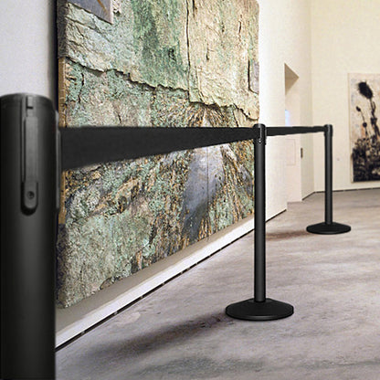 Poste separador Negro con cinta retráctil de 3 metros