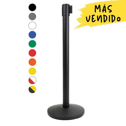 poste separador negro con cinta retráctil de 3 metros
