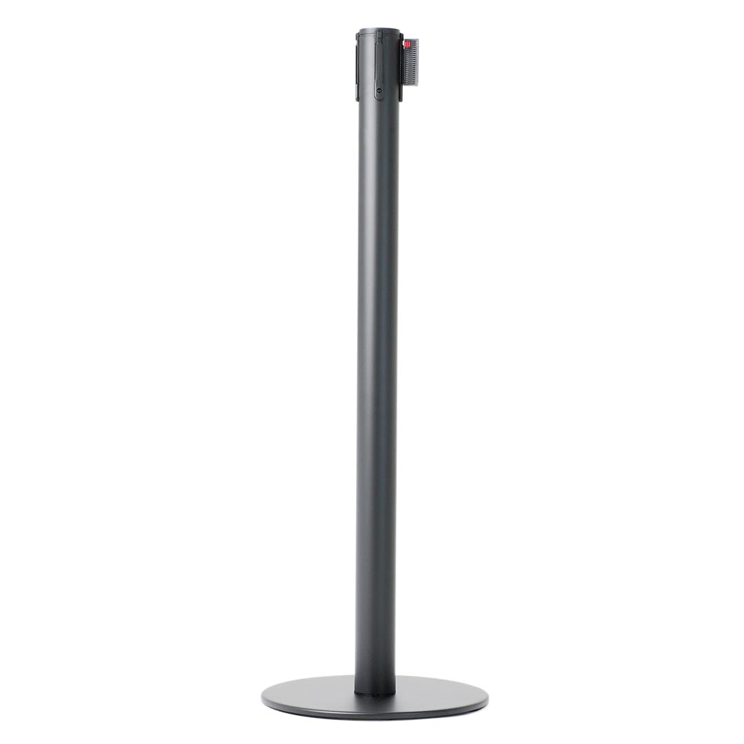 poste separador negro con cinta retráctil de 3 metros