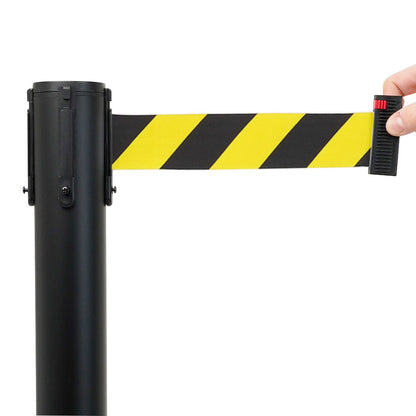 poste separador negro con cinta negra y amarilla