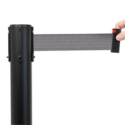 poste separador negro con cinta gris