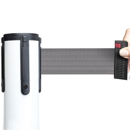 poste separador blanco con cinta gris