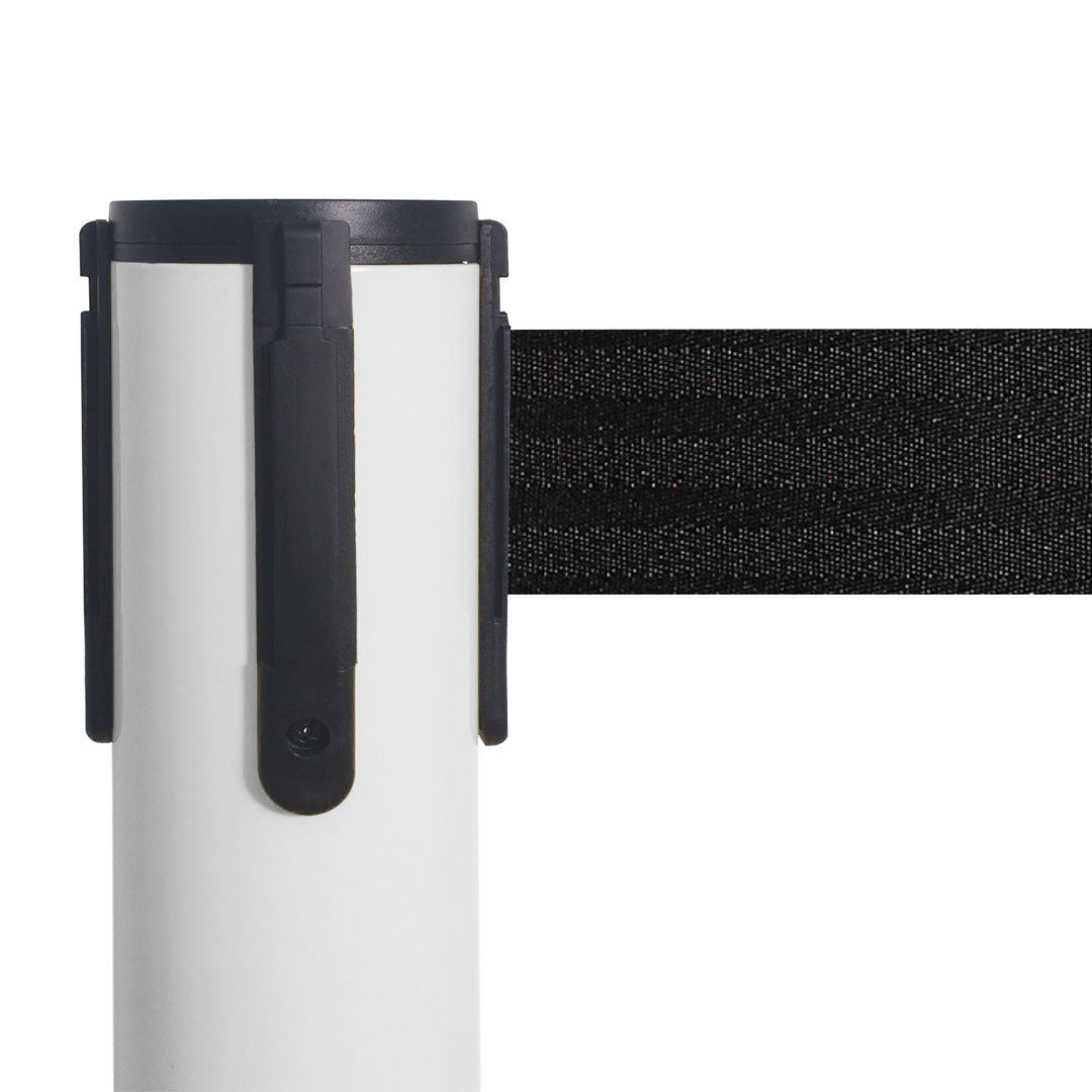 poste separador blanco con cinta negra