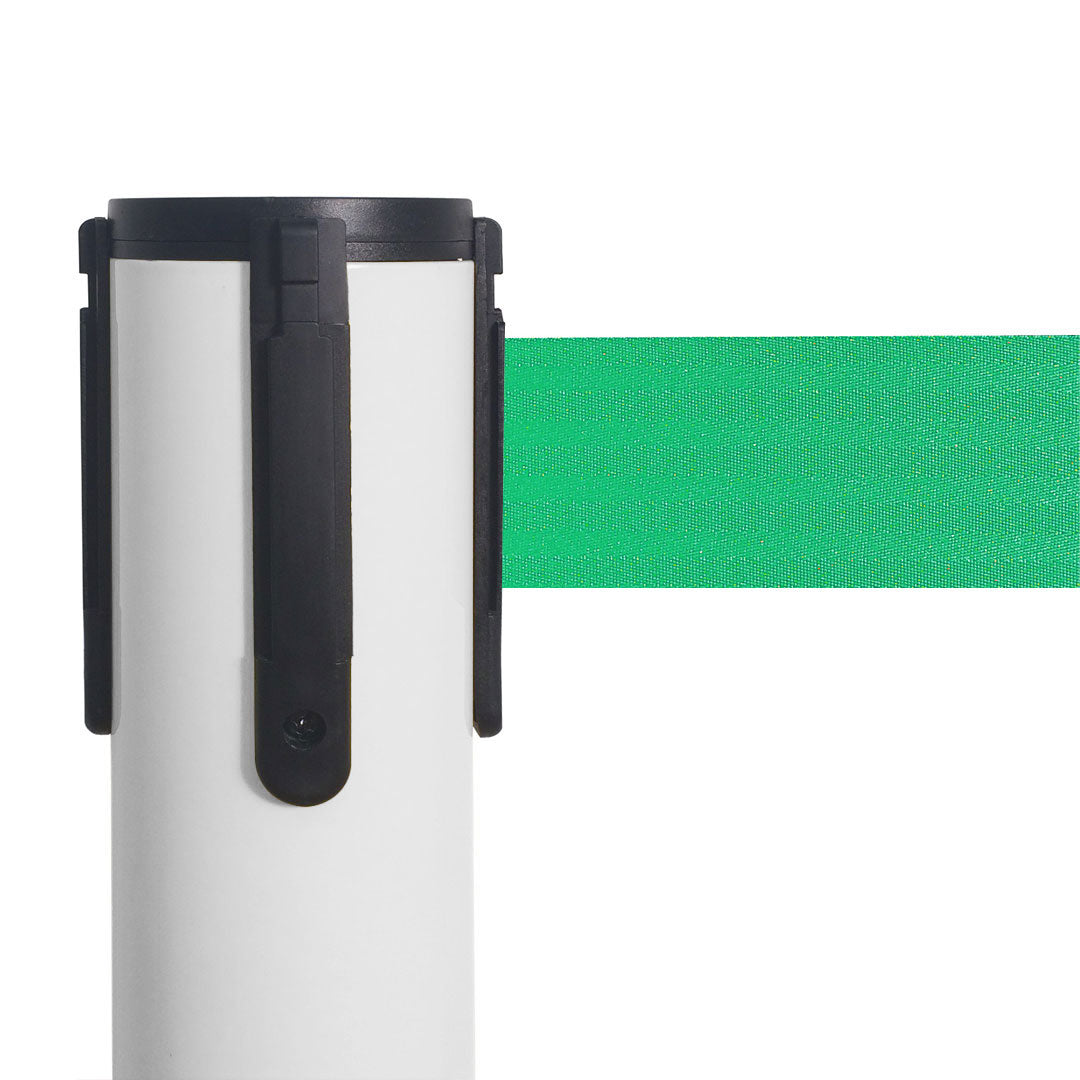 poste separador blanco con cinta verde