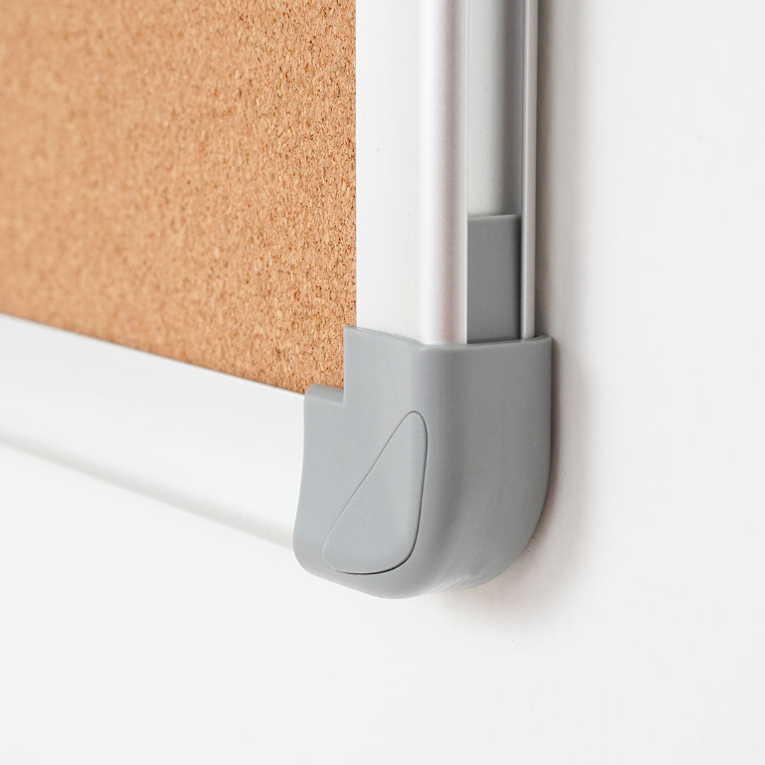 detalle fijacion pared de pizarra de corcho